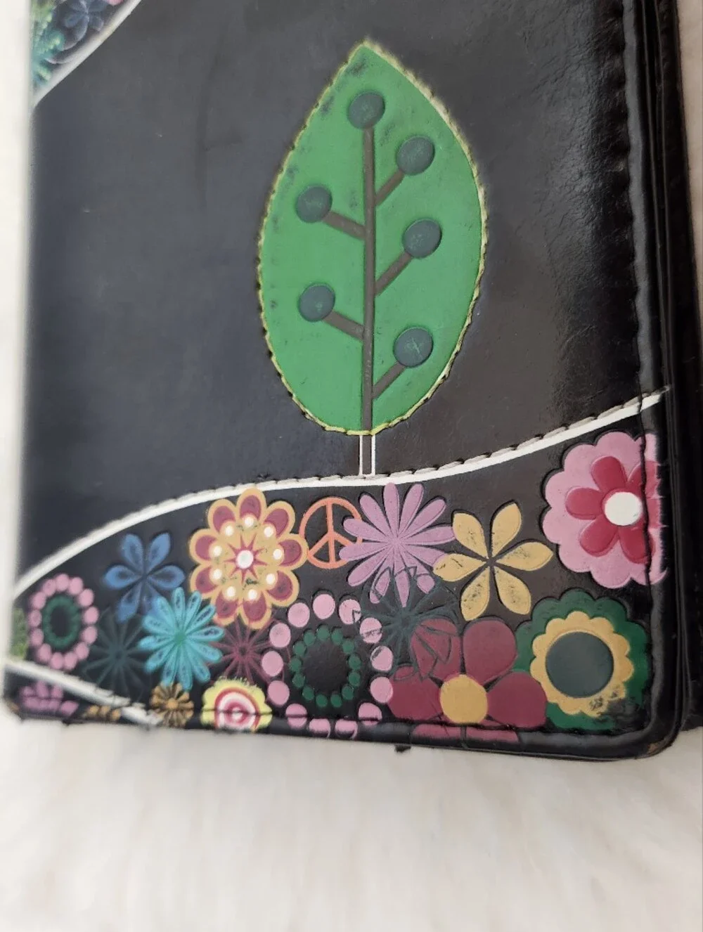Shag Wear Canada Peace Dove Faux Leather Bifold Wallet Snap Black